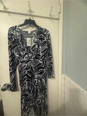 Black & White Zebra-Print Long Sleeve Wrap Dress